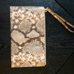 Michael Kors Jet Set LG Clutch Wristlet